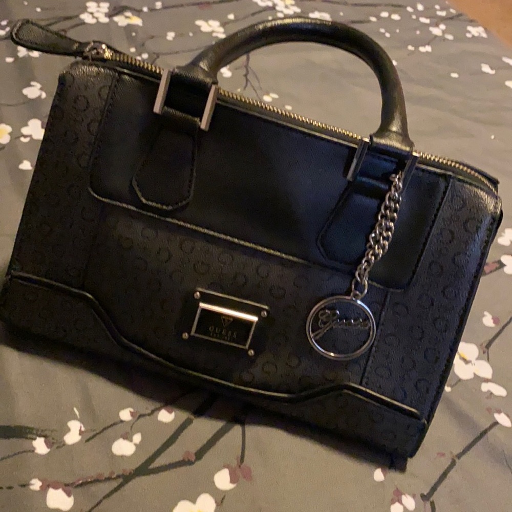 Guess purse